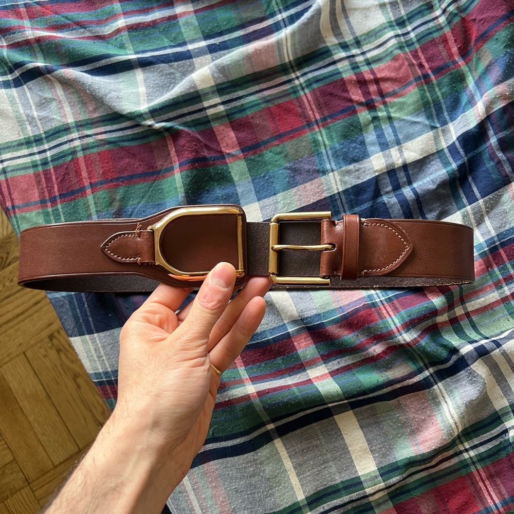 Ralph Lauren purple label brown belt size 32. Barely used.